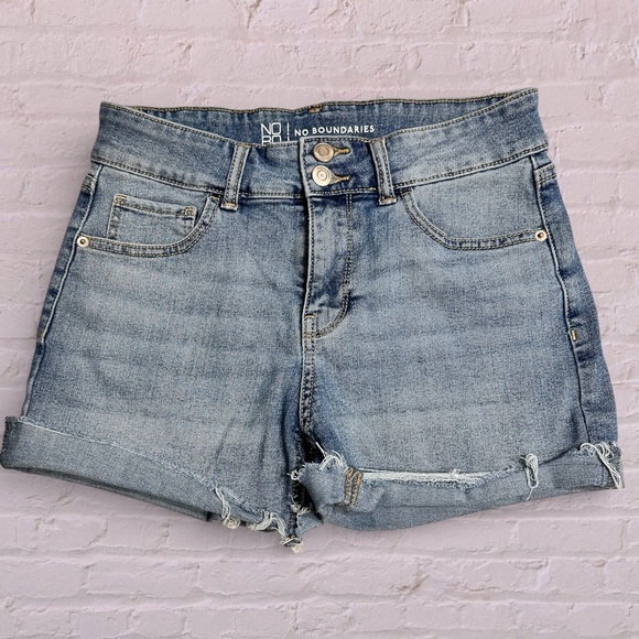 No Boundaries Pants - No Boundaries Women's Denim Blue Jean Shorts